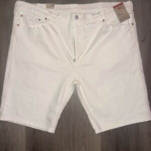 Levi's off white slim shorts.